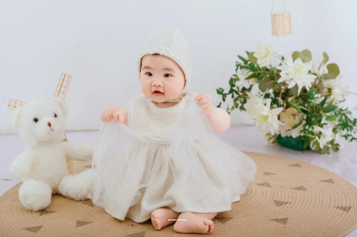 辽阳孕妇几个月开始显怀